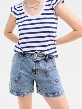 ON 34TH "Utility" High Rise Utility Shorts Light Medium Wash Size 8 NWT
